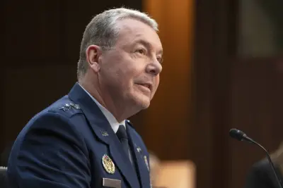 Three-star general Jeffrey Kruse ousted as Defense Intelligence Agency director
