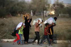 A harrowing journey to find food in Gaza
