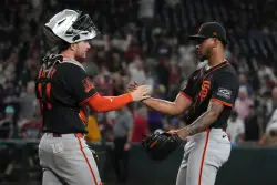 SF Giants’ Doval blows save in ninth, secures win in 10th to snap losing streak